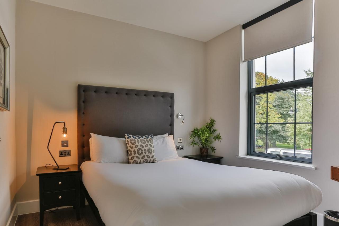 Park Lane Aparthotel By Urban Space Cardiff Exteriér fotografie